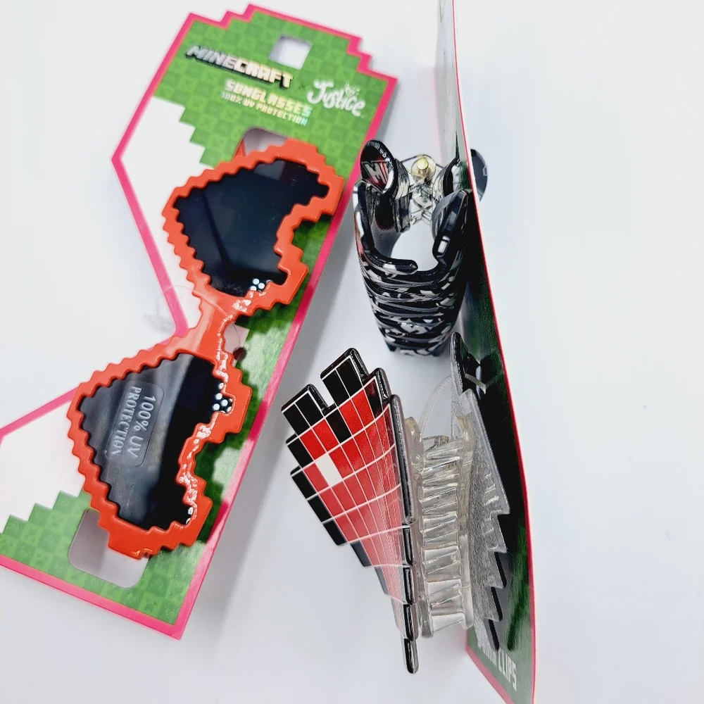Minecraft Pixel Heart Sunglasses and Pixel Large Heart Hair Clips Set